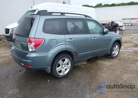 2010 Subaru Forester 2.5X Premium from USA, damaged, VIN JF2SH6CC2AH910411
